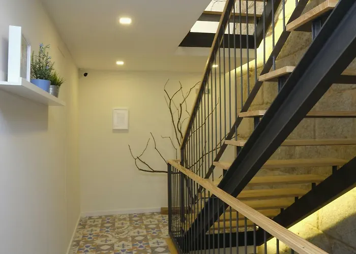 Oporto Wall Apartments